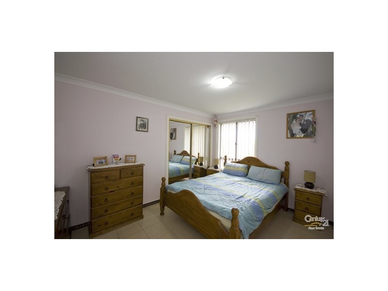 Edensor Park NSW 2176