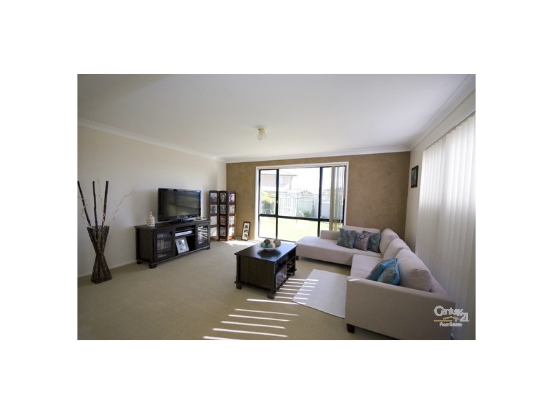 11 Nethercote Close, Prestons NSW 2170