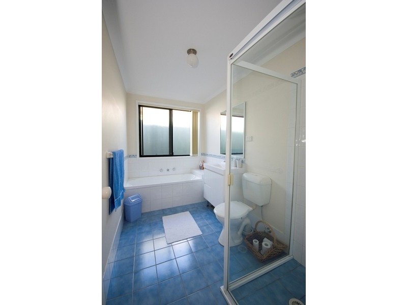 11 Nethercote Close, Prestons NSW 2170