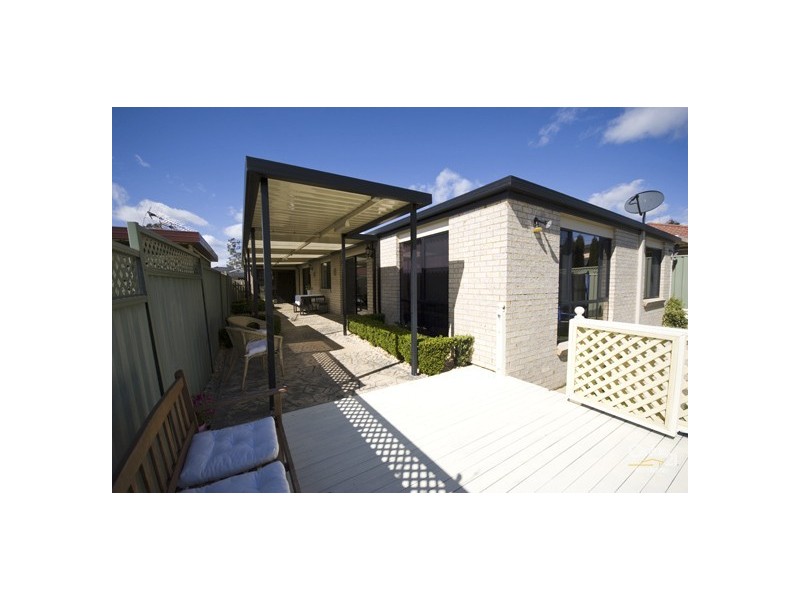 11 Nethercote Close, Prestons NSW 2170