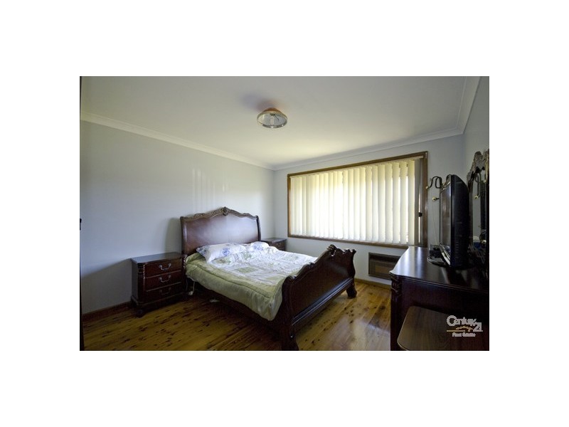 54 Palmerston Road, Fairfield West NSW 2165