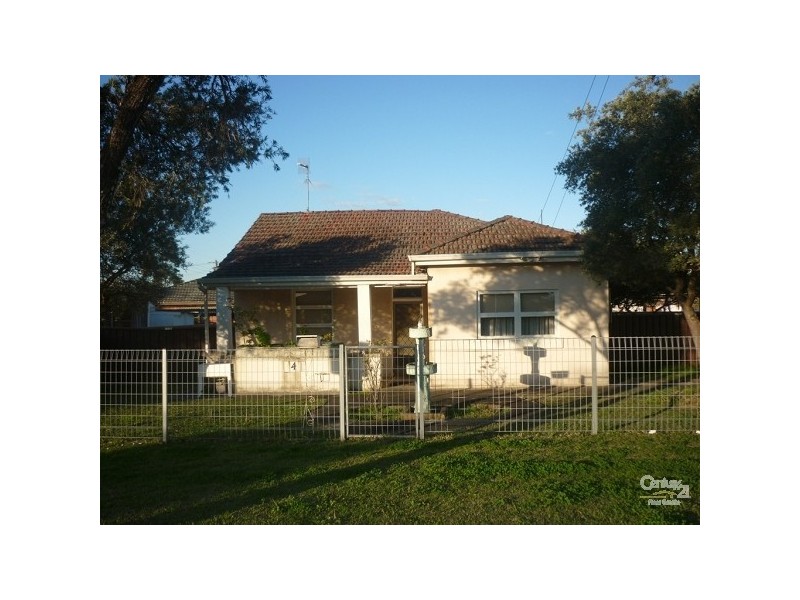 4 Hercules Street, Fairfield East NSW 2165