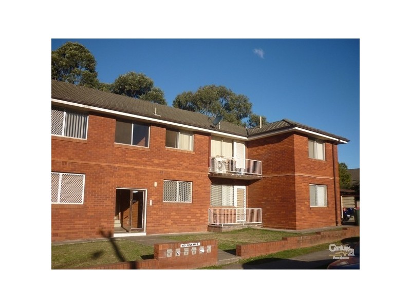 12/16 Calliope Street, Guildford NSW 2161