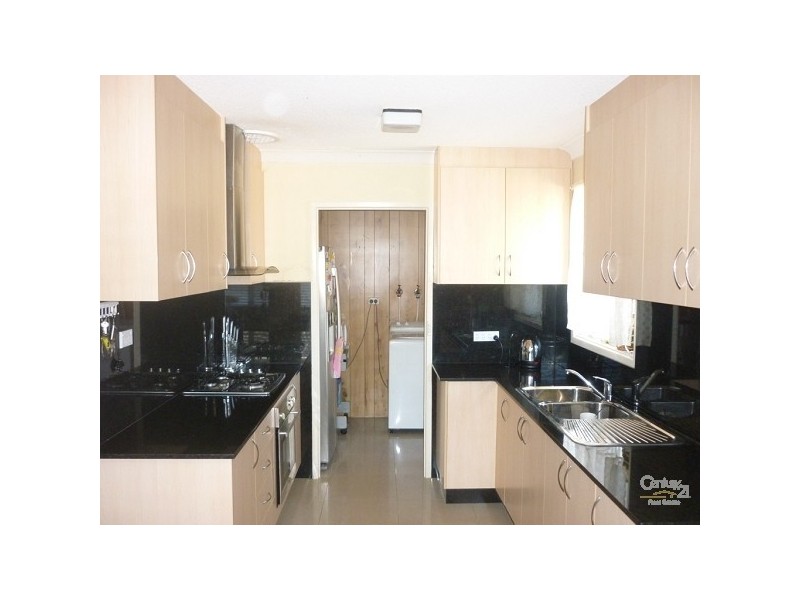 60 Tasman Parade, Fairfield West NSW 2165