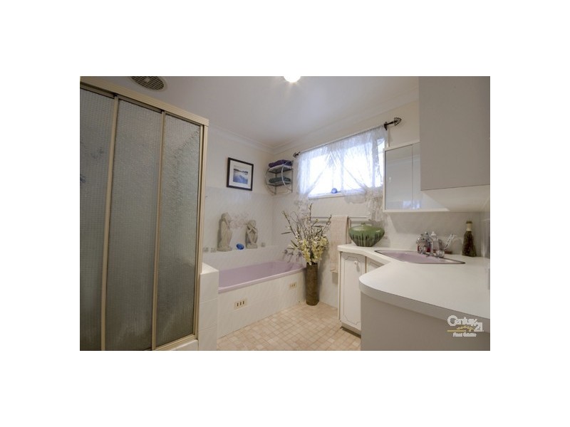 8 Kelly Place, Mount Pritchard NSW 2170