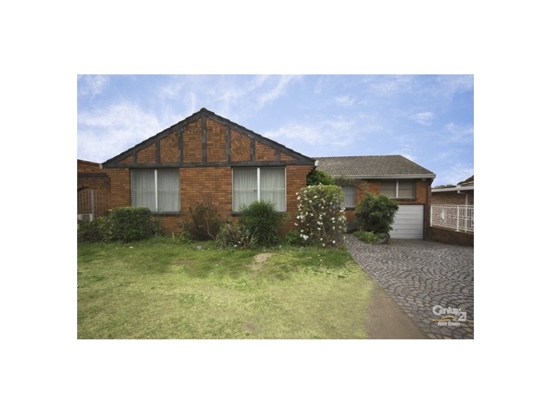 42 Station Street, Fairfield NSW 2165