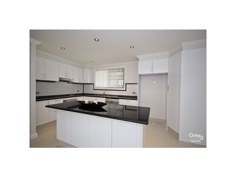 52 Pavesi Street, Guildford West NSW 2161