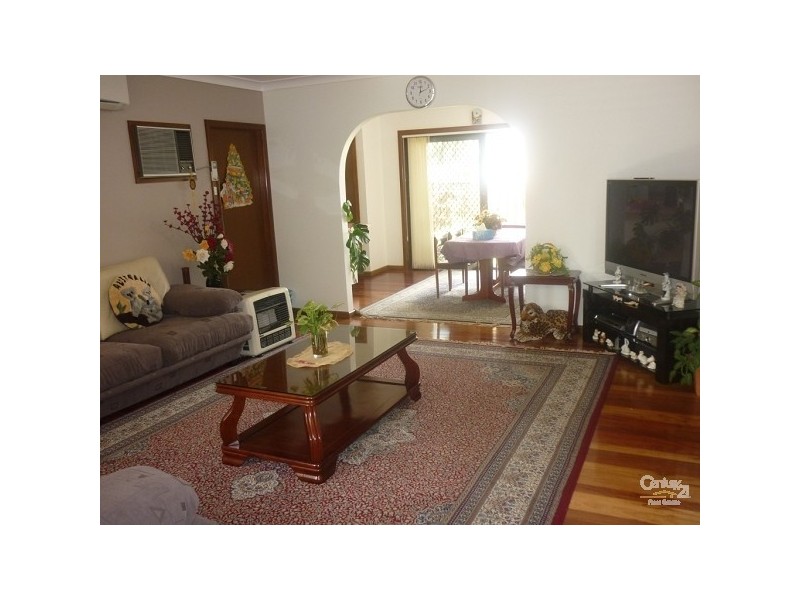 Fairfield NSW 2165