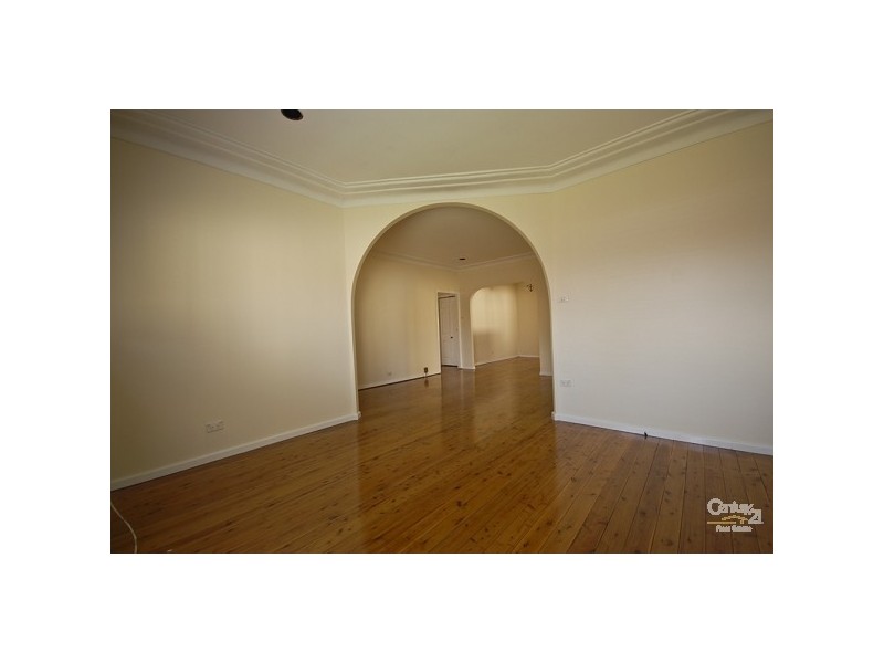 10 Normanby Street, Fairfield East NSW 2165