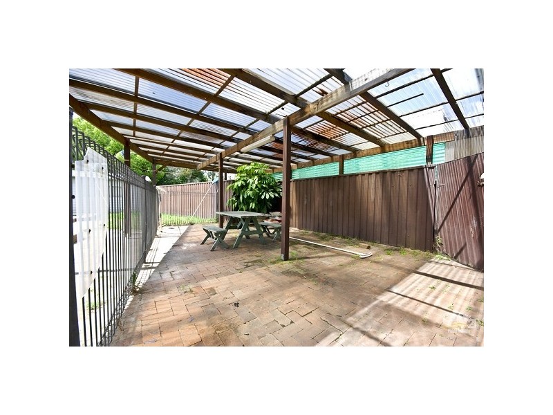 10 Normanby Street, Fairfield East NSW 2165