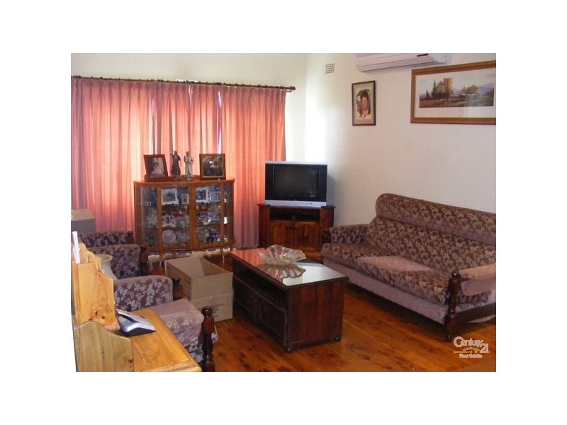 Fairfield West NSW 2165