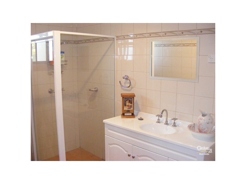 Fairfield West NSW 2165