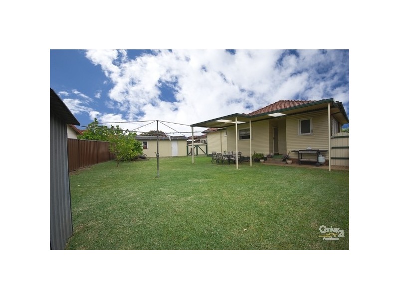 7 Kaluna Avenue, Smithfield NSW 2164
