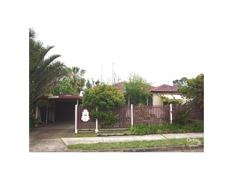 11 Megan Avenue, Smithfield NSW 2164