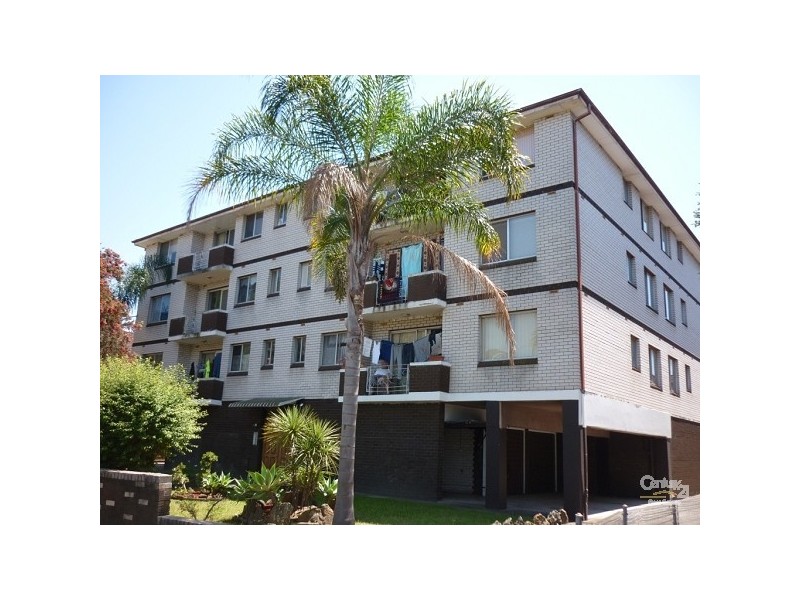 10/7 Carramar Avenue, Carramar NSW 2163