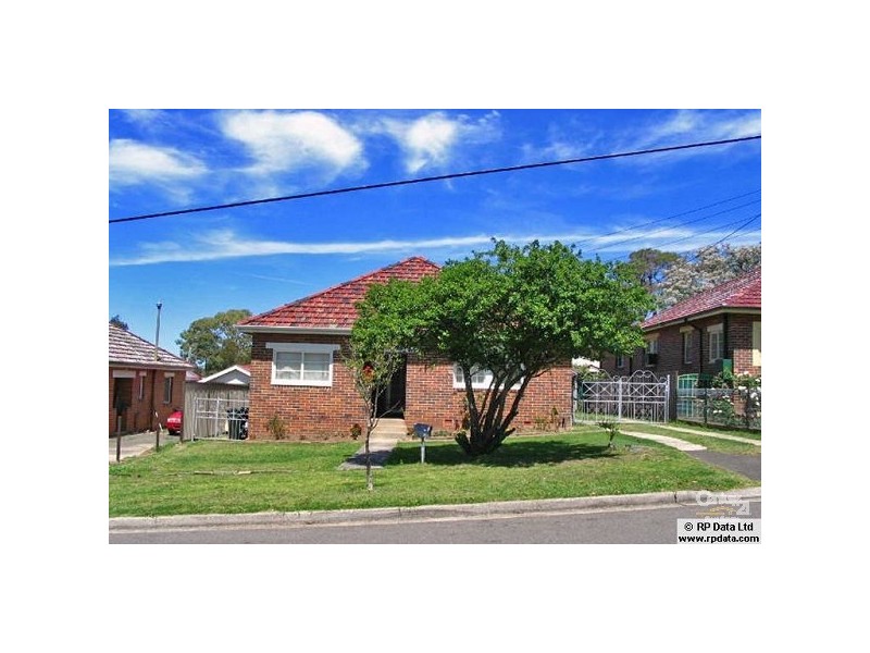 4 Smith Street, Wentworthville NSW 2145