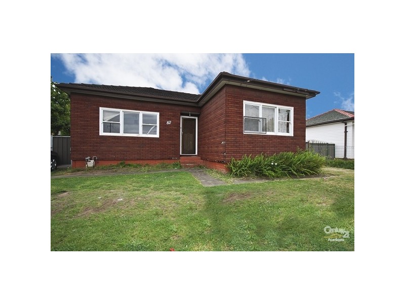 82 Rosina Street, Fairfield NSW 2165