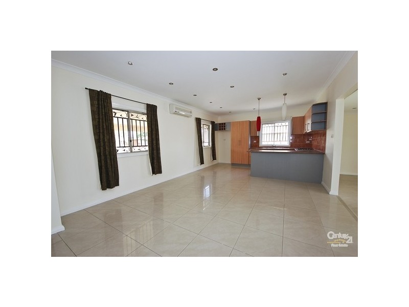 Fairfield East NSW 2165