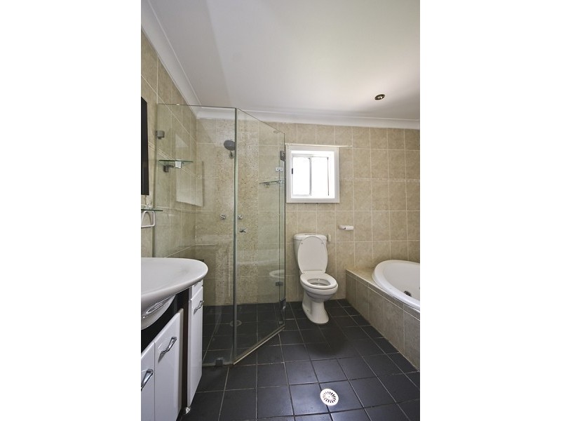 Fairfield East NSW 2165