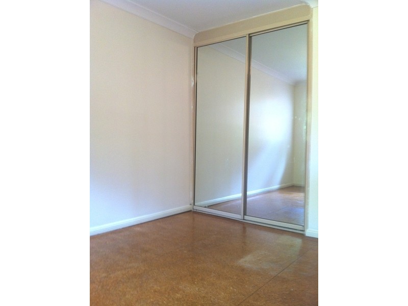 8/56 Harris Street, Fairfield NSW 2165