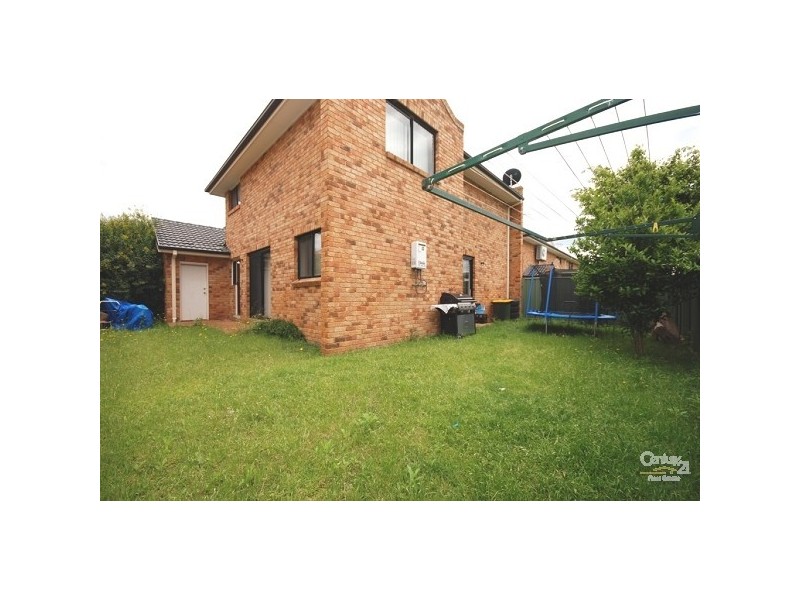 8/34 First Avenue, Hoxton Park NSW 2171