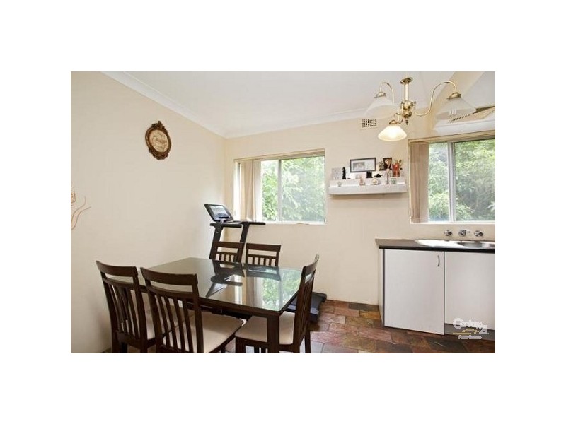 8/74 Harris Street, Fairfield NSW 2165