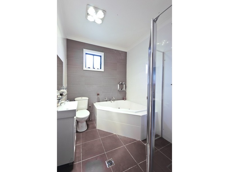 5 Karella Avenue, Villawood NSW 2163