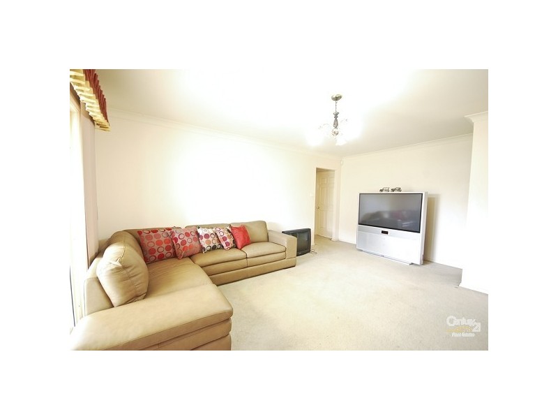 1 Merriwa Avenue, Hoxton Park NSW 2171