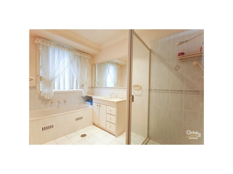 1 Merriwa Avenue, Hoxton Park NSW 2171