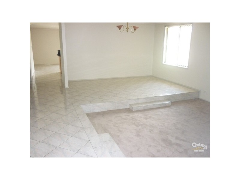 11 Bringelly Place, Bonnyrigg Heights NSW 2177