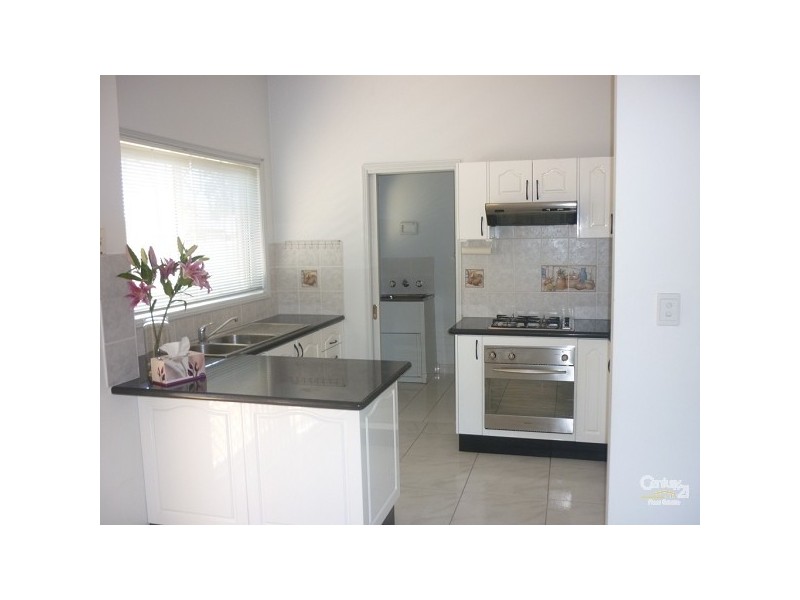 Edensor Park NSW 2176