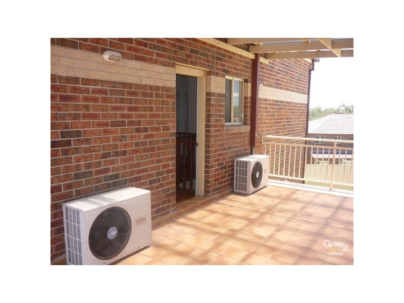 Edensor Park NSW 2176