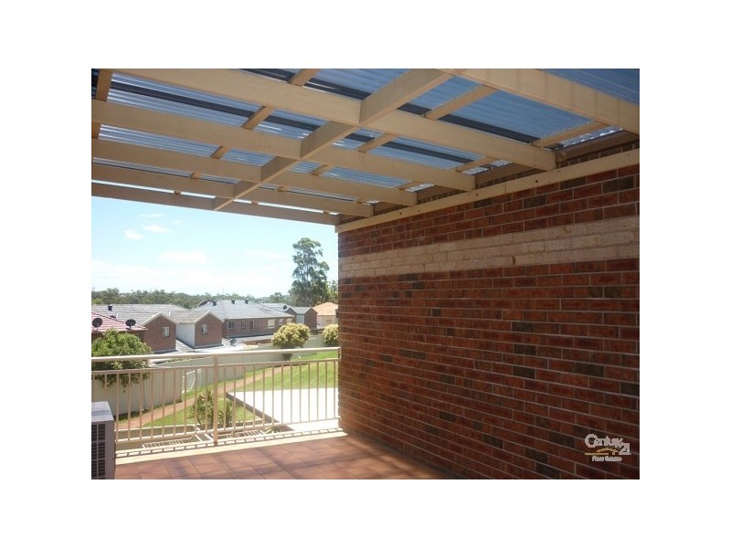 Edensor Park NSW 2176