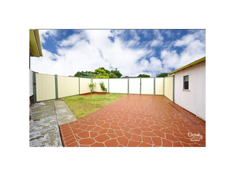 29 Cambewarra Road, Fairfield West NSW 2165