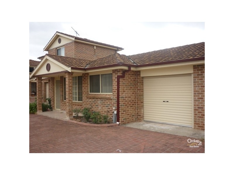 2/145 Station Street, Fairfield Heights NSW 2165