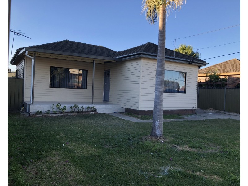 Fairfield West NSW 2165