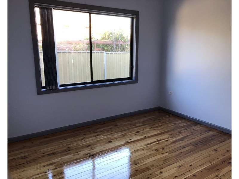 Fairfield West NSW 2165