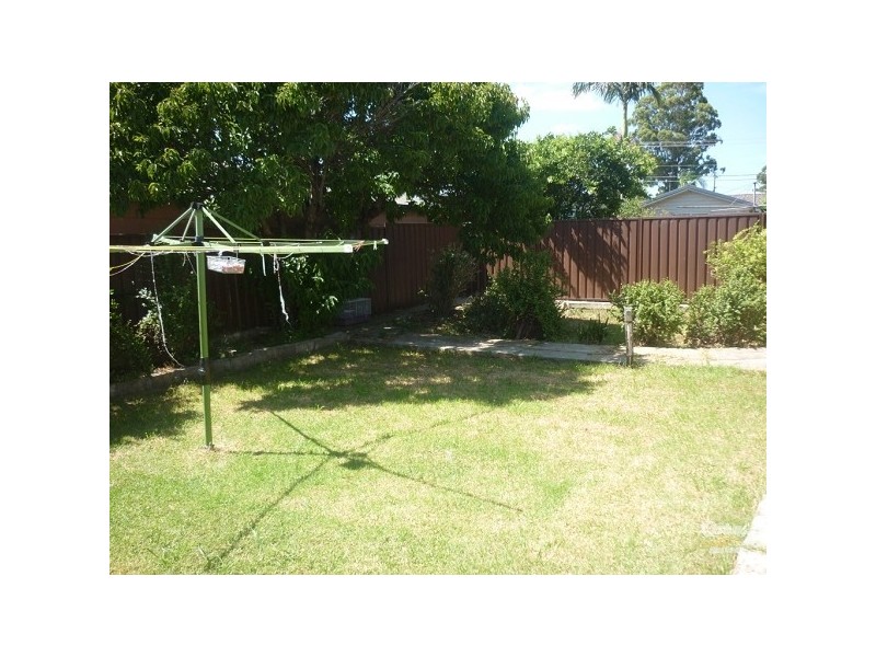 26 Hamersley Street, Fairfield West NSW 2165