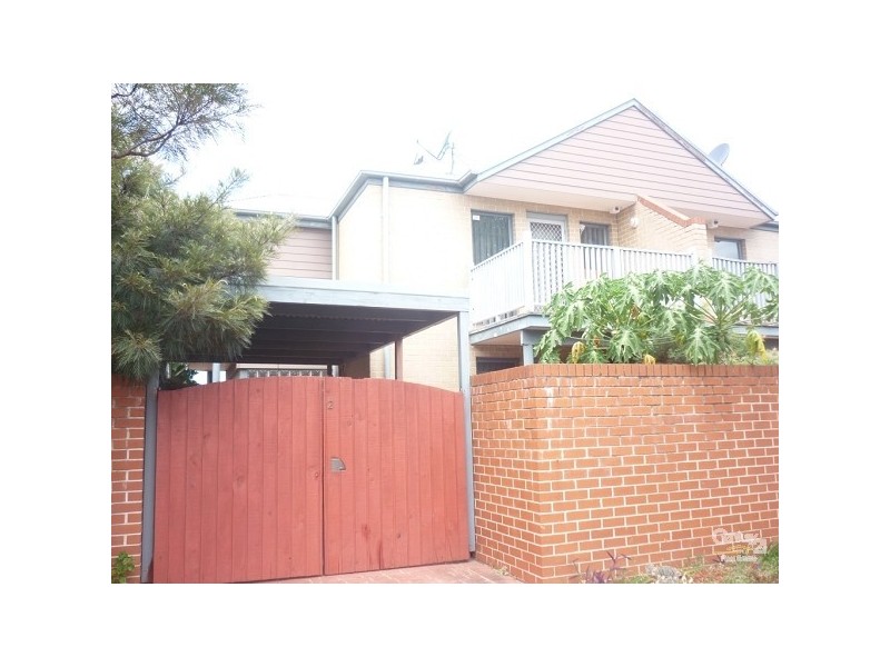 2/10-12 Fairlight Avenue, Fairfield NSW 2165