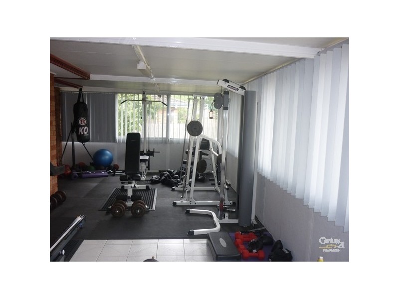 17 Tropic Bird Crescent, Hinchinbrook NSW 2168