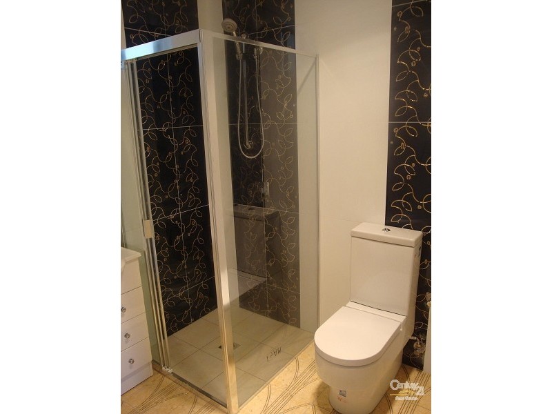 Fairfield East NSW 2165