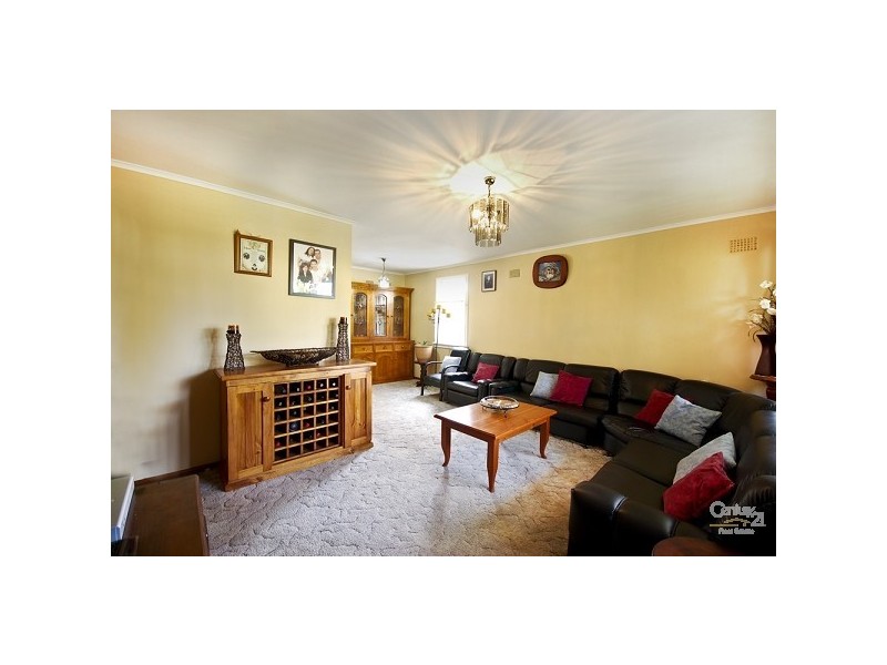 26 Tasman Parade, Fairfield West NSW 2165