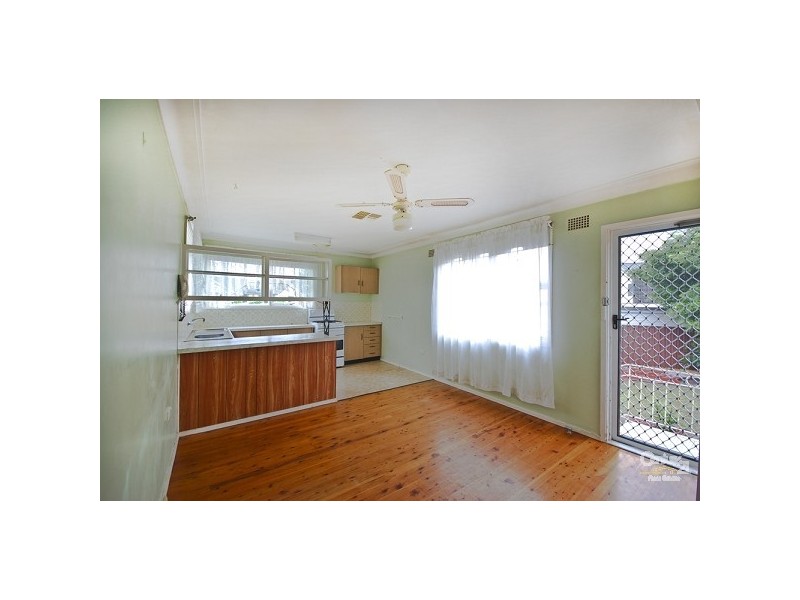 Fairfield West NSW 2165