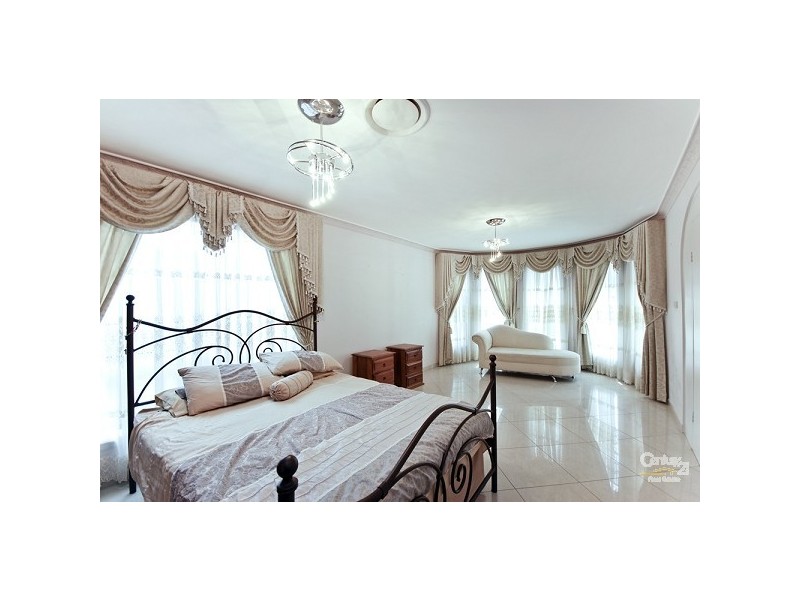 Fairfield West NSW 2165