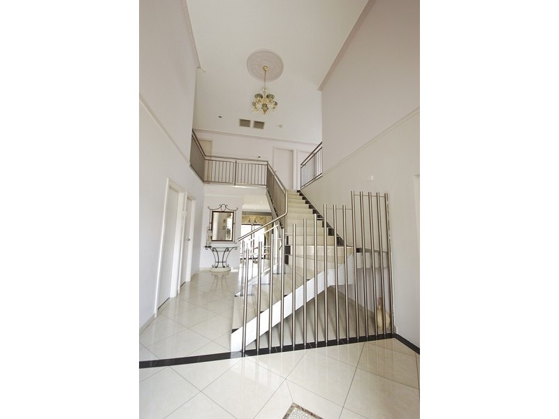 Fairfield West NSW 2165