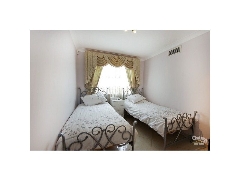 Fairfield West NSW 2165