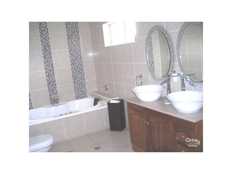 Canley Heights NSW 2166