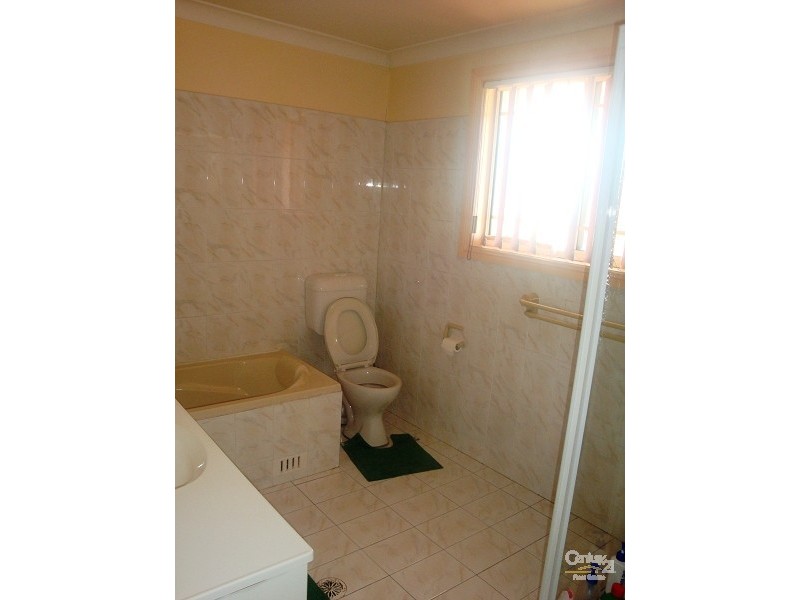 Fairfield NSW 2165