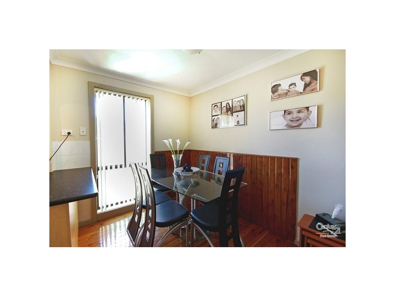 25 Moir Street, Smithfield NSW 2164