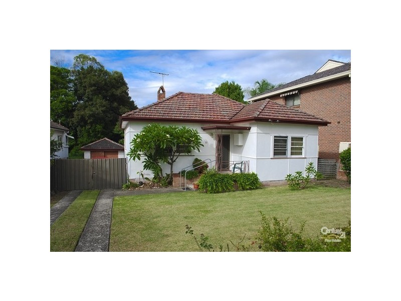 81 Station Street, Fairfield NSW 2165